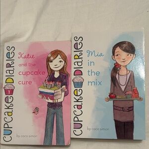 Cupcake Diaries Book Set by